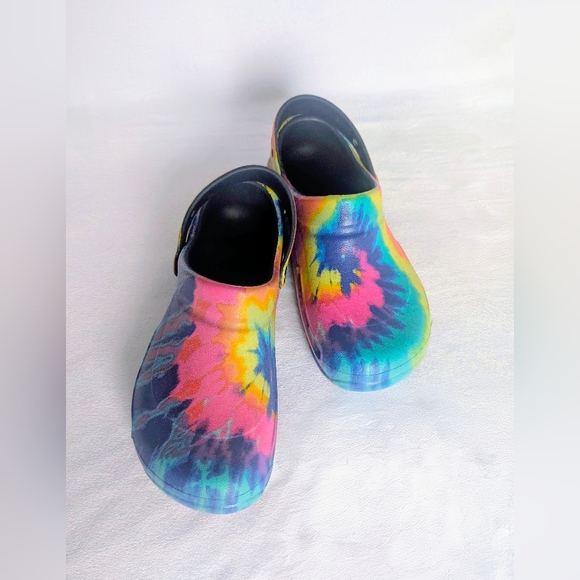 Tie-Dyed Crocs Unisex Men's 10 Or Women's 12 - Picture 8 of 13